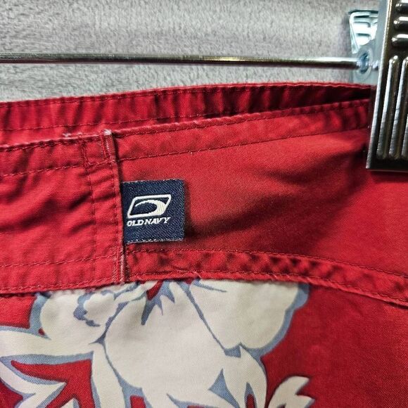 Old Navy Swim Trunks Mens Size Medium Red Floral Board Shorts - Picture 2 of 10